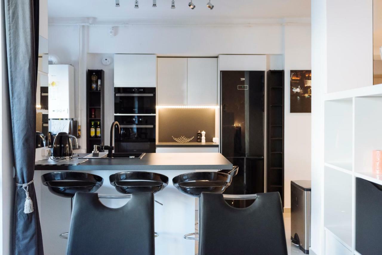 דירות בוקרשט Luxury Flat 8 Near Metro מראה חיצוני תמונה