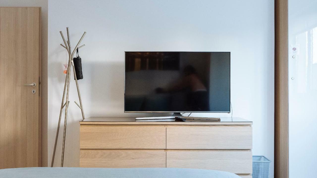 דירות בוקרשט Luxury Flat 8 Near Metro מראה חיצוני תמונה