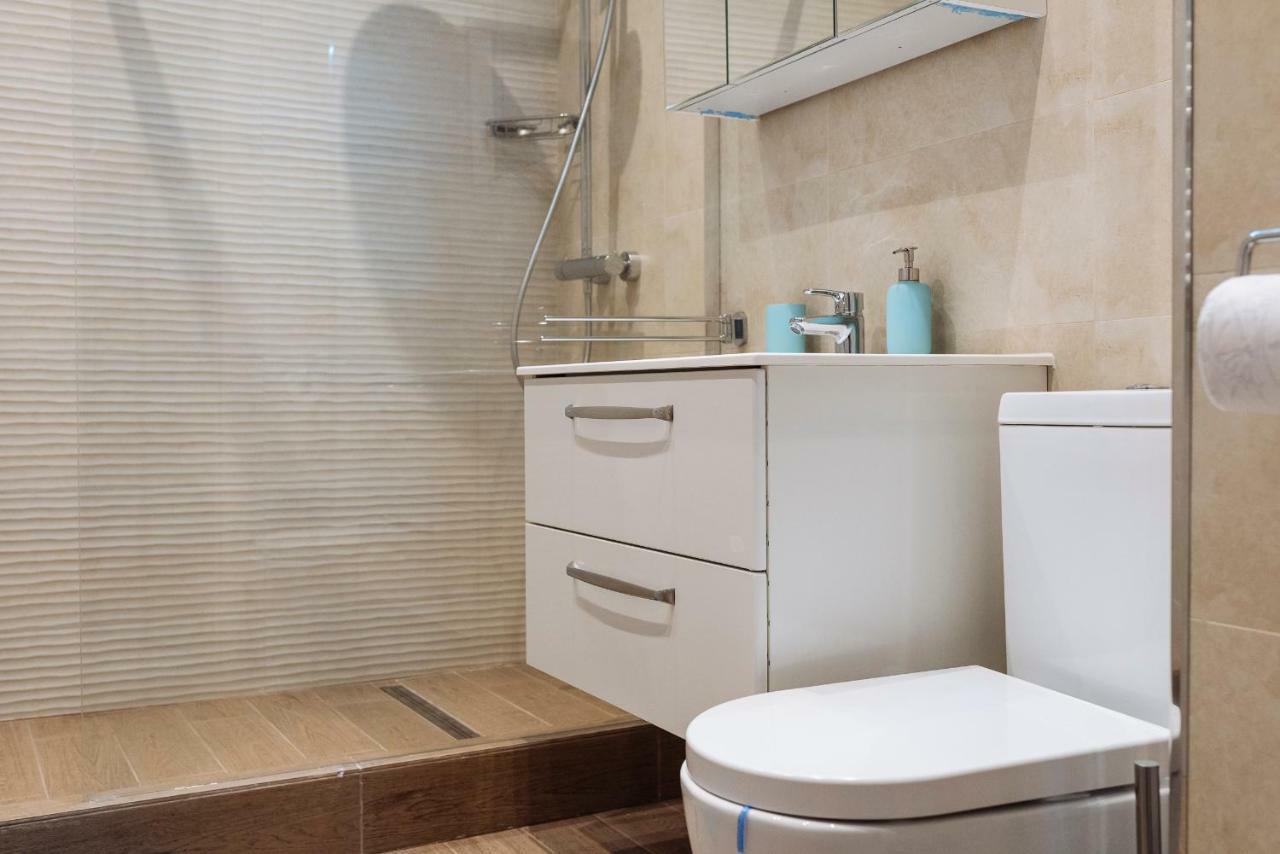 דירות בוקרשט Luxury Flat 8 Near Metro מראה חיצוני תמונה