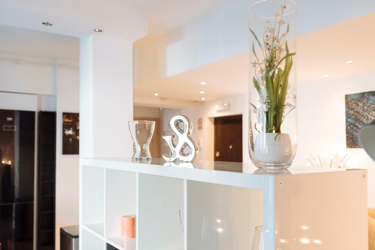 דירות בוקרשט Luxury Flat 8 Near Metro מראה חיצוני תמונה
