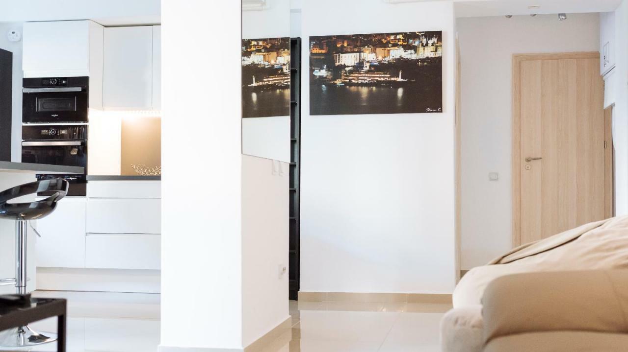 דירות בוקרשט Luxury Flat 8 Near Metro מראה חיצוני תמונה